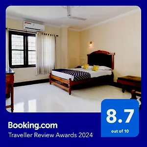 Spot On Sahari Hotel